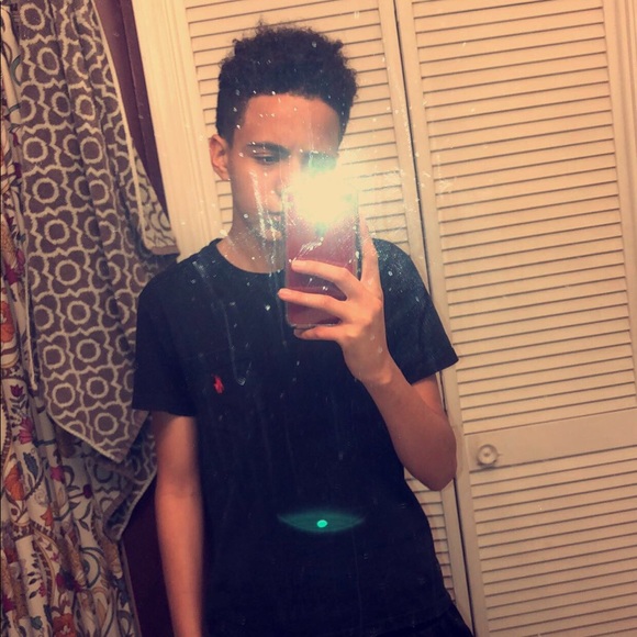 Profile Picture of Cameron Secrist (@icycam) on Poshmark