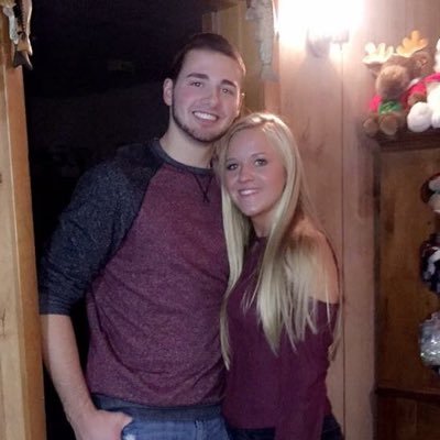 Profile Picture of Josh Burg (@footballman85) on Twitter