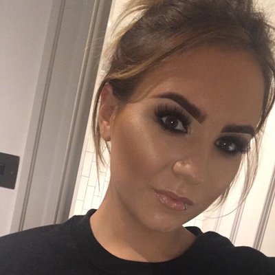 Profile Picture of AbbeyHolt (@abbeyholt94) on Twitter