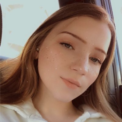 Profile Picture of Caroline Chase (@carolineee_077) on Twitter