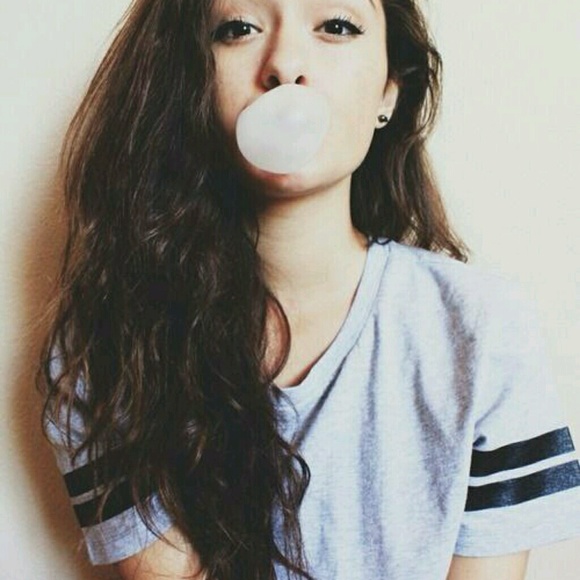 Profile Picture of Shirina Hopkinz (@hopkinzz_zz) on Poshmark