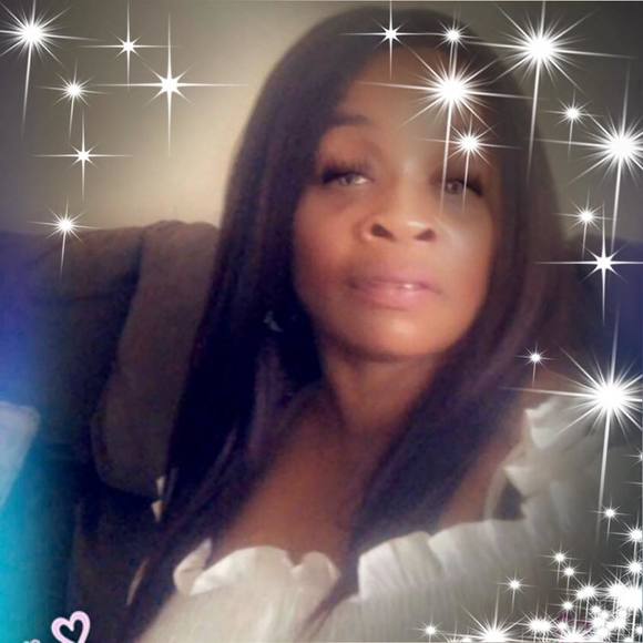 Profile Picture of Inger Avinger-heard (@niecynee) on Poshmark