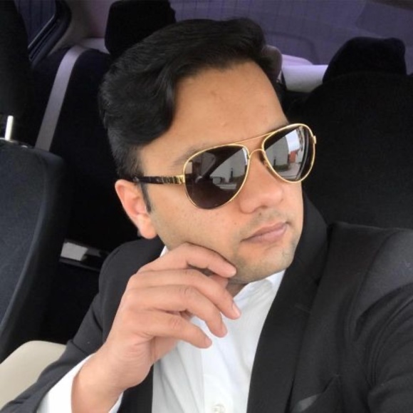Profile Picture of Adeel Shah (@adeelshah2014) on Poshmark