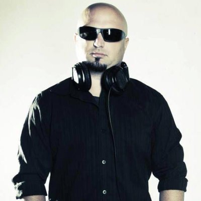 Profile Picture of Richard Mixon (@DJRichardMixon) on Twitter