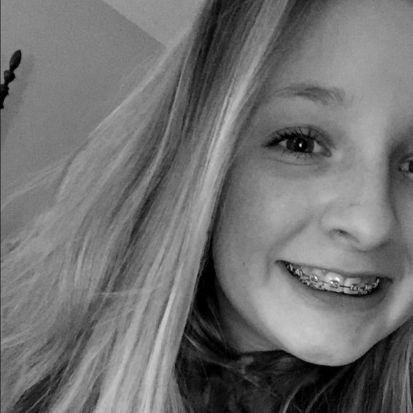 Profile Picture of Kate Criscolo (@kate_criscolo) on Poshmark