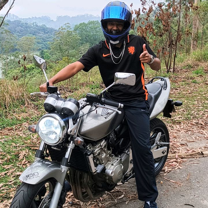 Profile Picture of Robinho Fley (@robinhofley15) on Tiktok