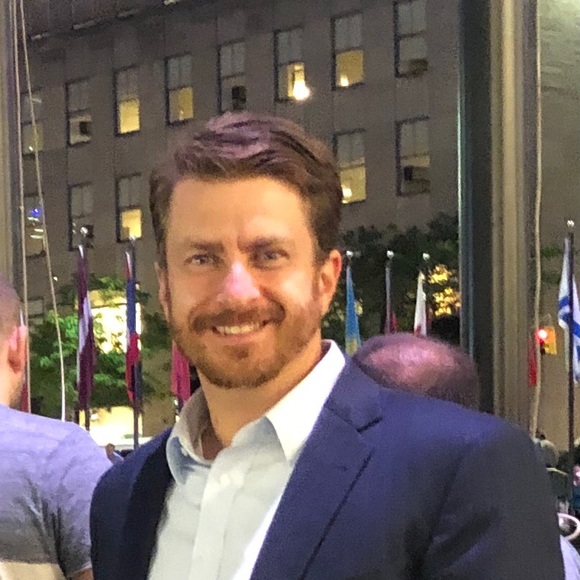 Profile Picture of Daniel Lamb (@drlamb2009) on Poshmark