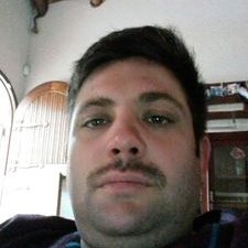 Profile Picture of Clinton Castles (@clintoncastles) on Twitter