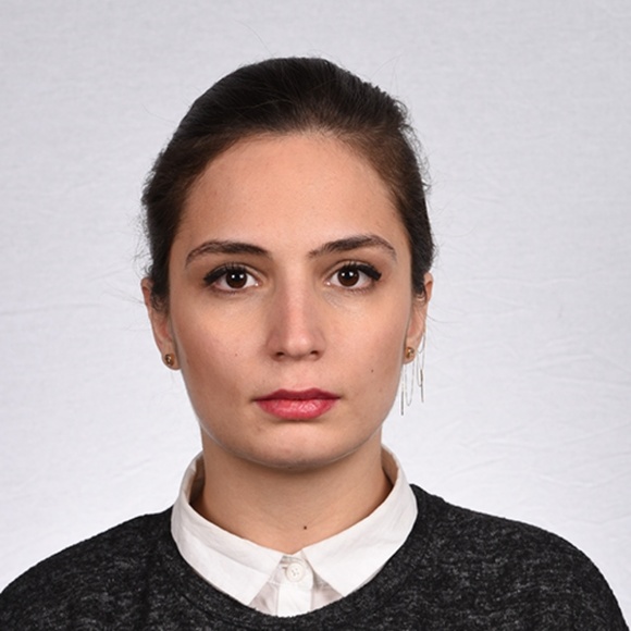 Profile Picture of Afsaneh Asaadi (@afsanehasaadi) on Poshmark