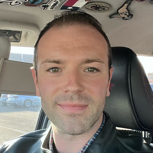 Profile Picture of Troy Powers (@tpow1083) on Poshmark
