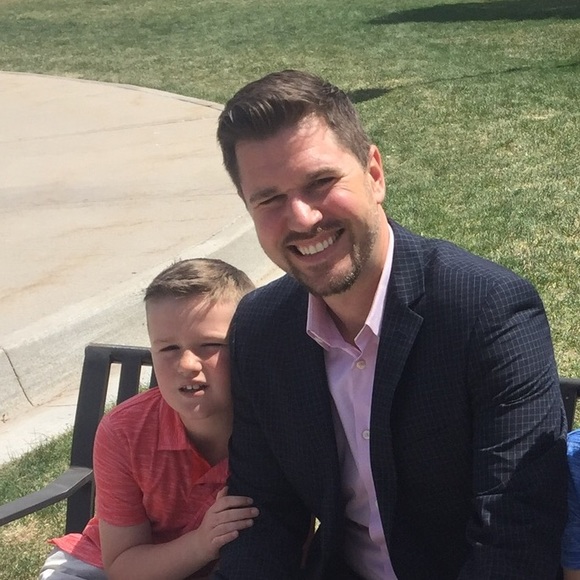 Profile Picture of Dave Maxe (@dmaxe) on Poshmark