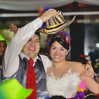Profile Picture of GLORIA BENITEZ (@GLORIAB53500736) on Twitter