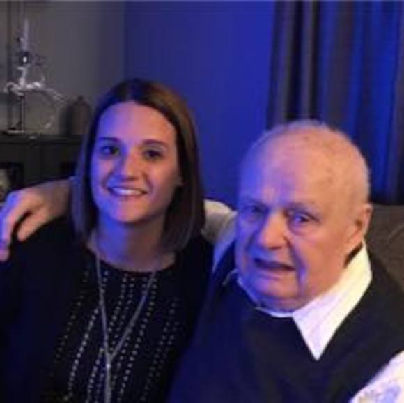 Profile Picture of Nikki Vujic (@vujic_n) on Poshmark