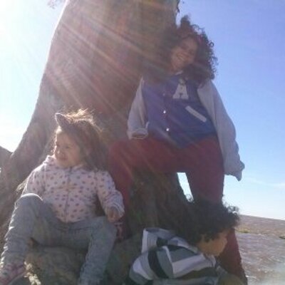 Profile Picture of Cori (@CorinaLedesma) on Twitter