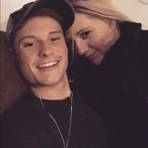 Profile Picture of Christian Wickett (@wickettc) on Poshmark