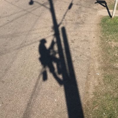 Profile Picture of travis e magee (@mageetravis) on Twitter