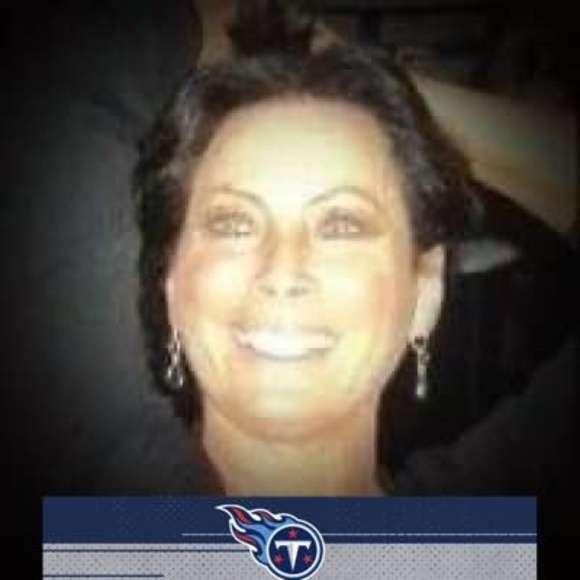 Profile Picture of Cathey Thaxton (@thaxtoncathey) on Poshmark