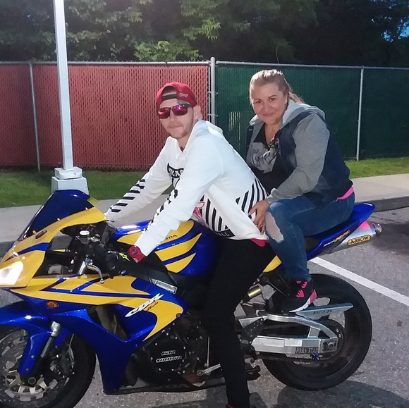 Profile Picture of Kyle Langlois (@kaaylang82) on Poshmark