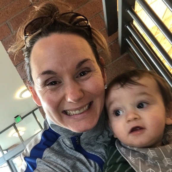 Nicole Moorehead - Poshmark Profile Picture of Nicole Moorehead (@intuitive316) on Poshmark