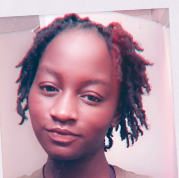 Profile Picture of Leyana Baggett (@itscheaper) on Poshmark