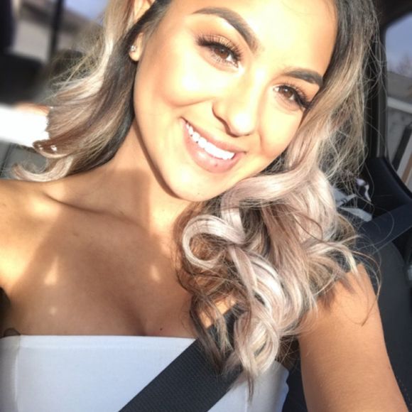 Profile Picture of Elisa Guerrero (@elisa_guerrero) on Poshmark
