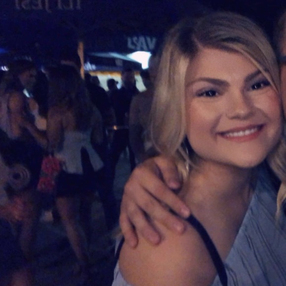 Natalija Vignjevich - Poshmark Profile Picture of Natalija Vignjevich (@nattyvig) on Poshmark