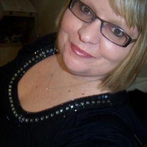Profile Picture of Angela Parrish (@angelakessinger) on Myspace