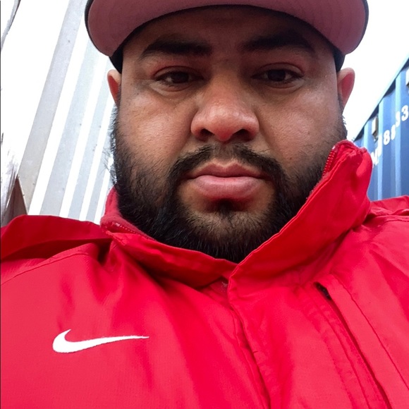 Profile Picture of Adolfo Apodaca (@adolfoapodaca48) on Poshmark