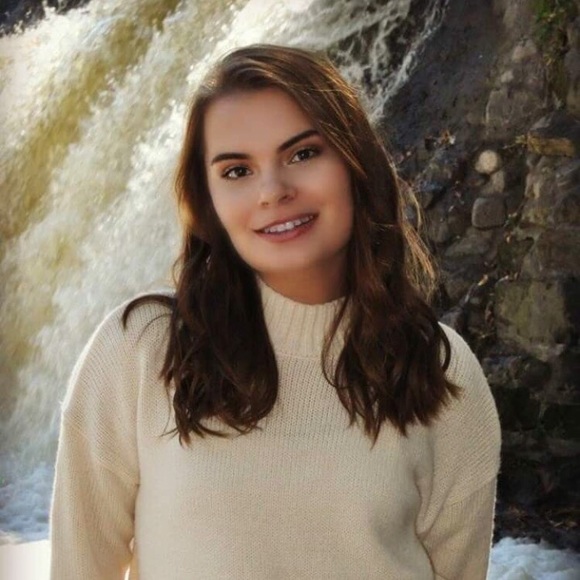 Profile Picture of Heather Page (@heatherpage76) on Poshmark