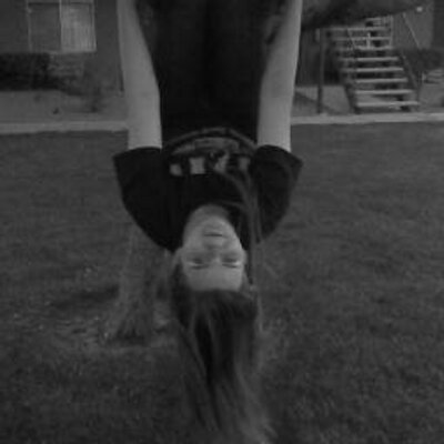 Jessica Pickering - Twitter Profile Picture of Jessica Pickering (@CowGirlJessie98) on Twitter