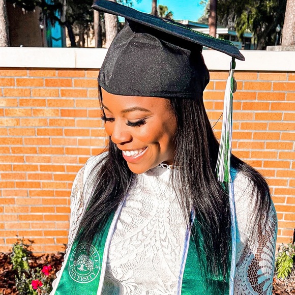 Profile Picture of Jordan Whitlow (@jordandevonna) on Poshmark