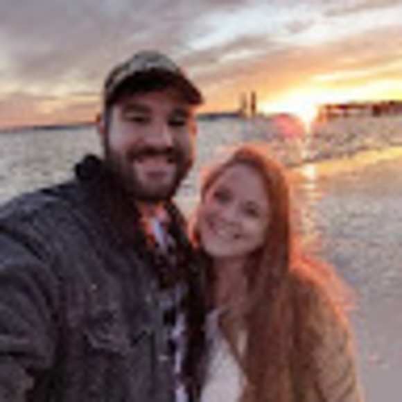 Profile Picture of Wesley Hobbs (@wesleynhobbs) on Poshmark
