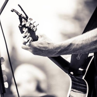 Profile Picture of Scott Paulson (@PourMeBand) on Twitter