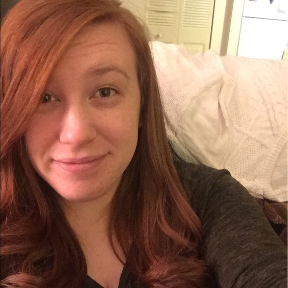 Ashlyn Runk - Poshmark Profile Picture of Ashlyn Runk (@a_rrunk) on Poshmark