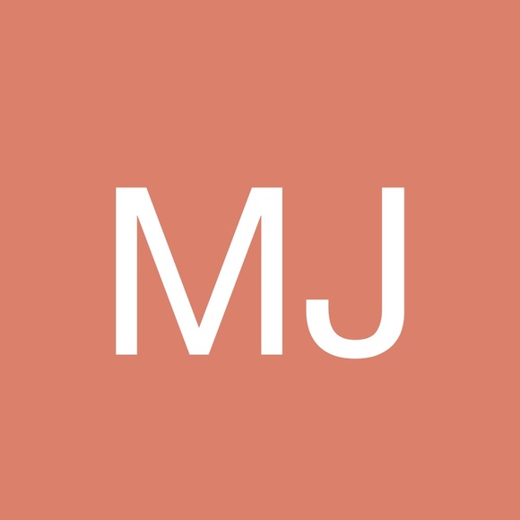 Profile Picture of Marleigh Jagdmann (@mjagdmann21) on Poshmark