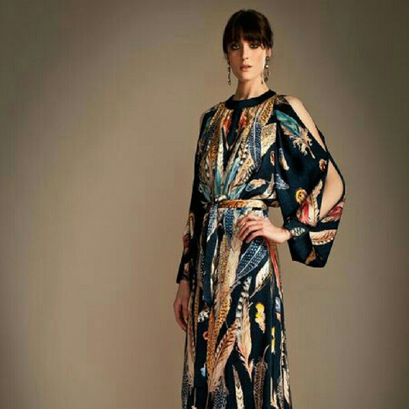 Profile Picture of Beatriz Delgado (@tiagarciad) on Poshmark