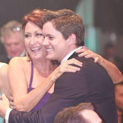 Profile Picture of #TeamIris (@_ChrisAndIrene) on Twitter