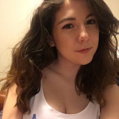 Profile Picture of Paige Maddison (@OfficialPaigeM) on Twitter