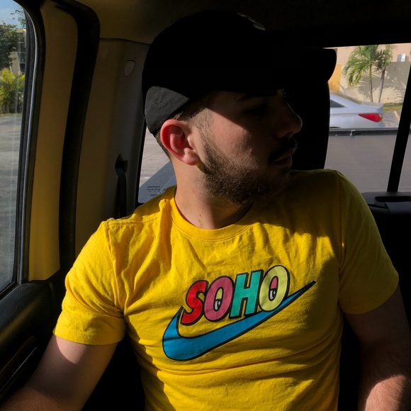 Profile Picture of Michael Stoltenborg (@stoltsss) on Poshmark