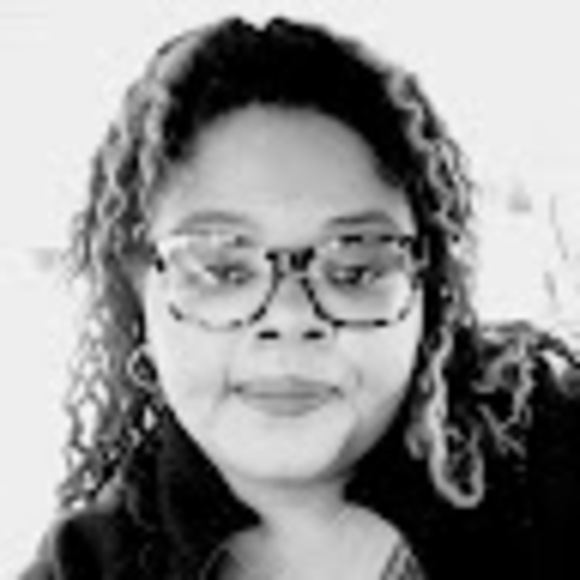 Profile Picture of Christy Whitner (@christy_whitner) on Poshmark