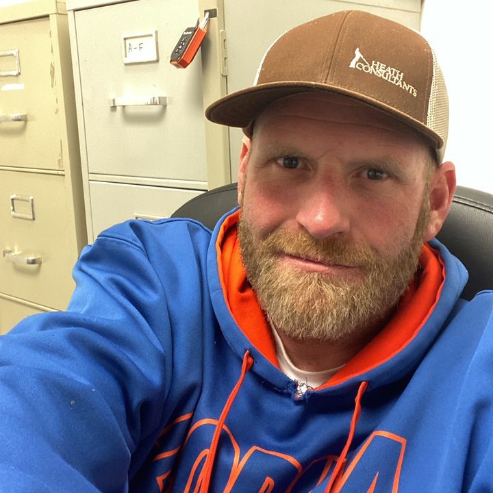 Profile Picture of Jeff Holland (@@anonymous941) on Tiktok