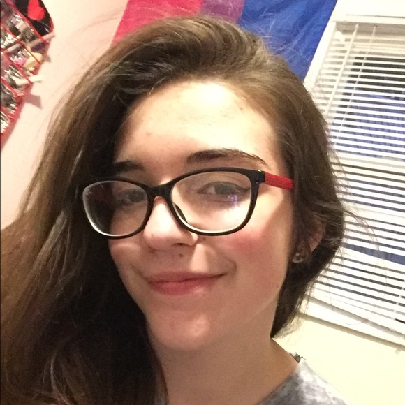 Profile Picture of Casper Durieux (@_acrimony_) on Poshmark