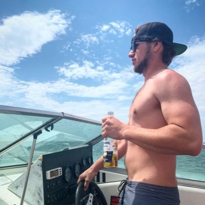 Profile Picture of DJ Dan Gsell (@djdangsell) on Twitter