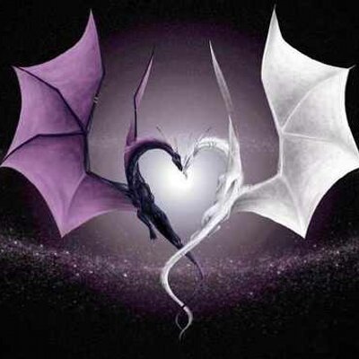 Profile Picture of Julie Holcomb (@julie_holcomb) on Twitter