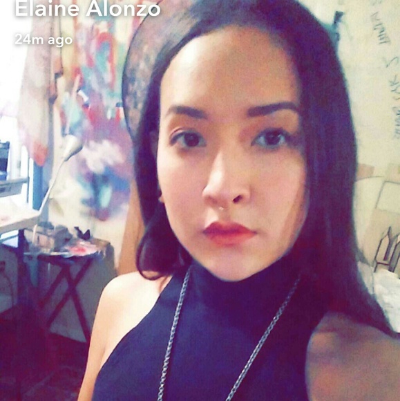 Profile Picture of Elaine Alonzo (@venusianvoyage) on Poshmark