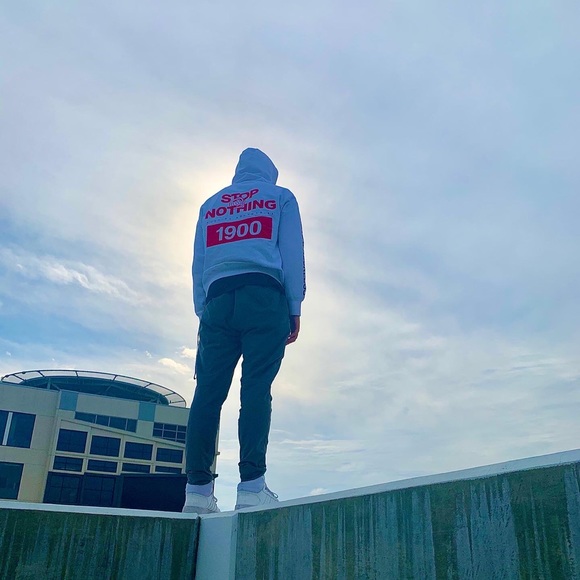 Profile Picture of Chris Wyatt (@cclmao) on Poshmark