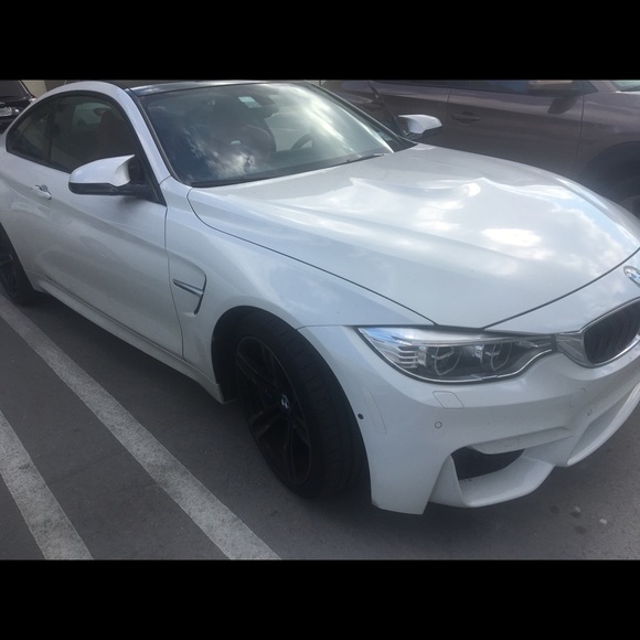 Profile Picture of Peter Dyeremose (@pdyeremose) on Poshmark