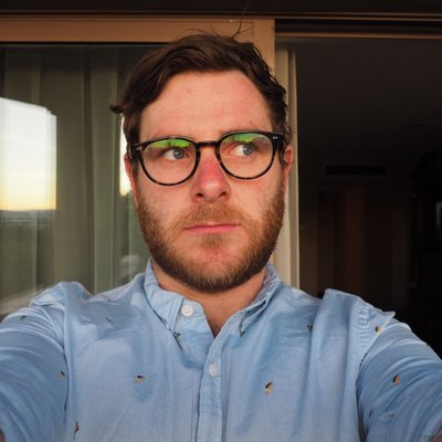 Profile Picture of Aaron Leonard (@trevarr) on Twitter