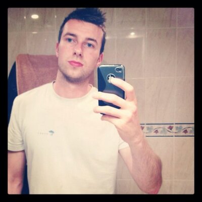 Profile Picture of Jon McCutcheon (@jonnymc01) on Twitter
