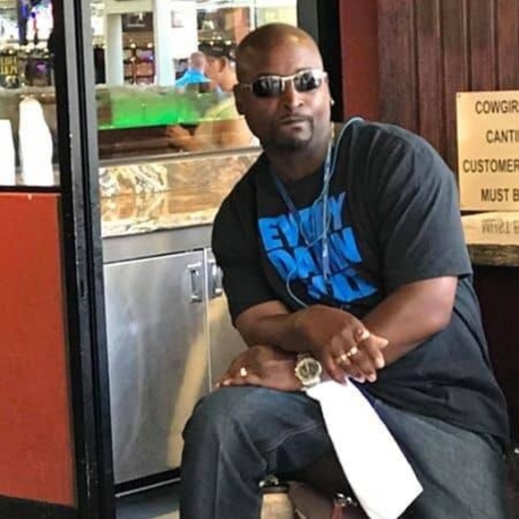 Profile Picture of Jeff Rice (@jkrtahoe) on Poshmark